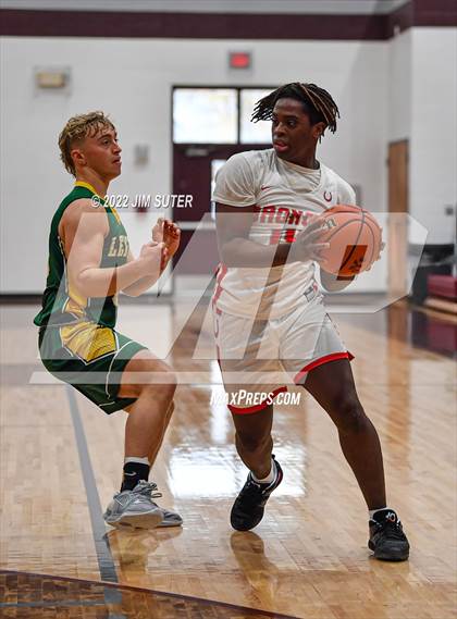 Thumbnail 1 in Lake Belton vs Lexington (Cameron Chamber Christmas Classic) photogallery.