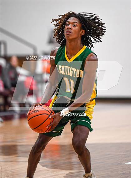 Thumbnail 1 in Lake Belton vs Lexington (Cameron Chamber Christmas Classic) photogallery.