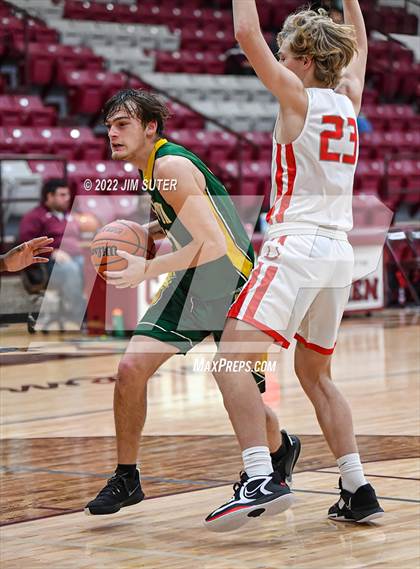 Thumbnail 2 in Lake Belton vs Lexington (Cameron Chamber Christmas Classic) photogallery.