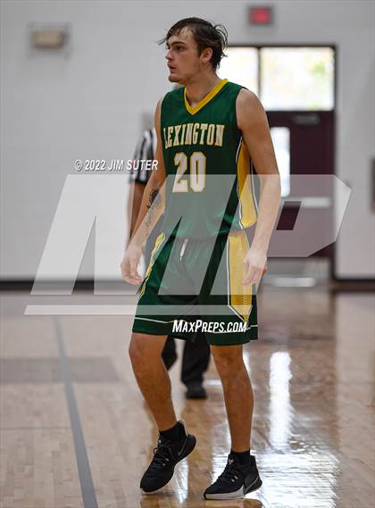 Thumbnail 1 in Lake Belton vs Lexington (Cameron Chamber Christmas Classic) photogallery.