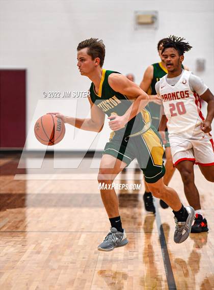 Thumbnail 1 in Lake Belton vs Lexington (Cameron Chamber Christmas Classic) photogallery.