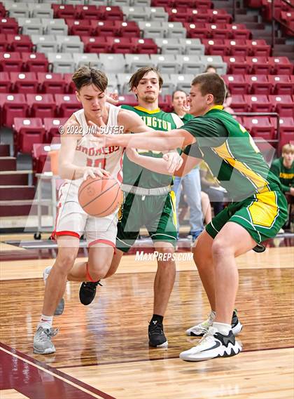 Thumbnail 2 in Lake Belton vs Lexington (Cameron Chamber Christmas Classic) photogallery.