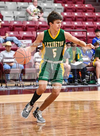 Thumbnail 1 in Lake Belton vs Lexington (Cameron Chamber Christmas Classic) photogallery.