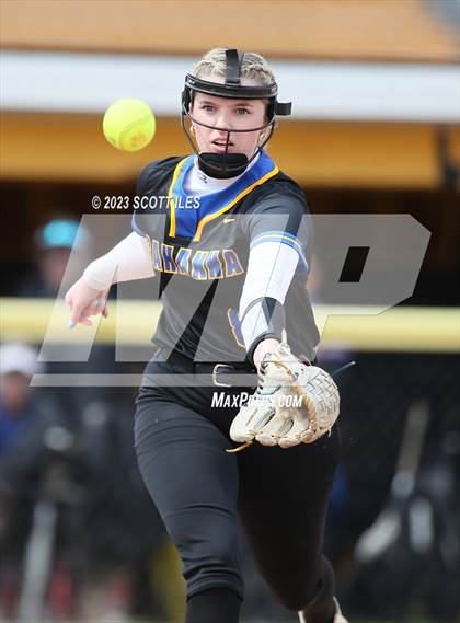 Thumbnail 1 in Lincoln vs Brecksville-Broadview Heights photogallery.
