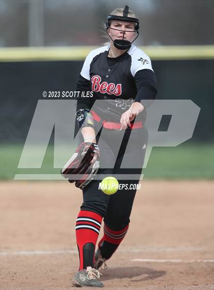 Thumbnail 3 in Lincoln vs Brecksville-Broadview Heights photogallery.