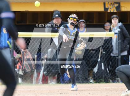 Thumbnail 3 in Lincoln vs Brecksville-Broadview Heights photogallery.