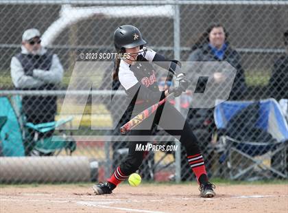 Thumbnail 1 in Lincoln vs Brecksville-Broadview Heights photogallery.