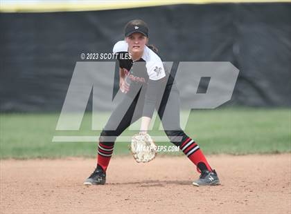 Thumbnail 2 in Lincoln vs Brecksville-Broadview Heights photogallery.