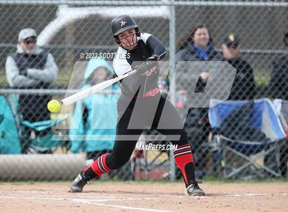 Thumbnail 3 in Lincoln vs Brecksville-Broadview Heights photogallery.