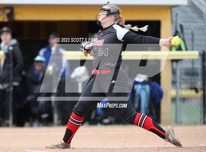 Thumbnail 3 in Lincoln vs Brecksville-Broadview Heights photogallery.