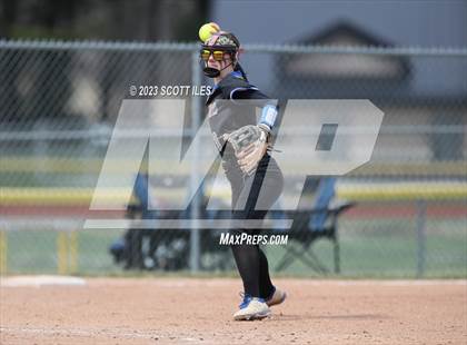 Thumbnail 3 in Lincoln vs Brecksville-Broadview Heights photogallery.