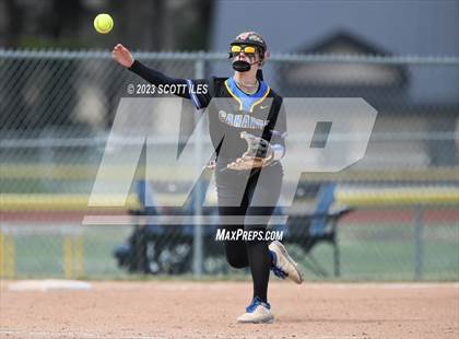 Thumbnail 2 in Lincoln vs Brecksville-Broadview Heights photogallery.