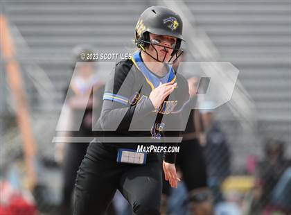 Thumbnail 3 in Lincoln vs Brecksville-Broadview Heights photogallery.