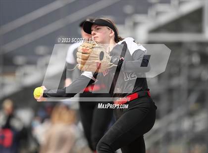 Thumbnail 3 in Lincoln vs Brecksville-Broadview Heights photogallery.