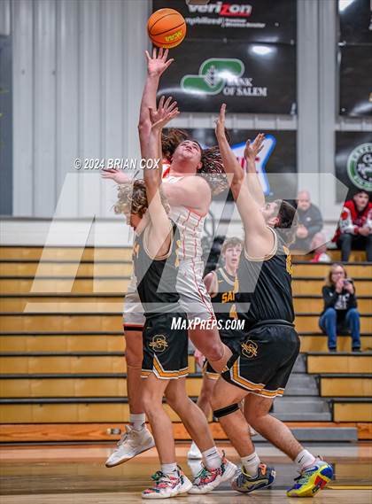 Thumbnail 2 in Salem vs Walnut Ridge (3A-2 District Tournament) photogallery.