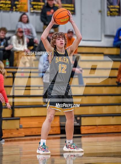 Thumbnail 3 in Salem vs Walnut Ridge (3A-2 District Tournament) photogallery.