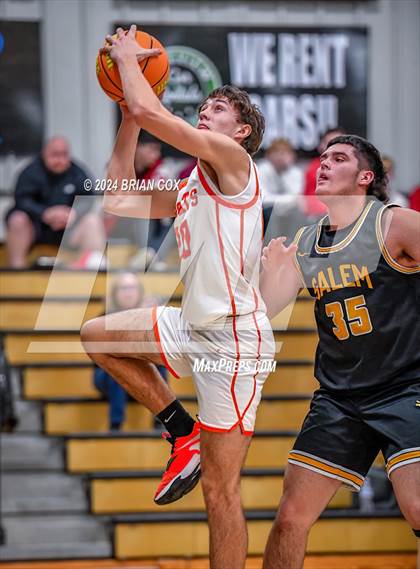 Thumbnail 3 in Salem vs Walnut Ridge (3A-2 District Tournament) photogallery.
