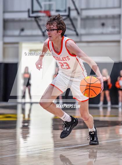 Thumbnail 2 in Salem vs Walnut Ridge (3A-2 District Tournament) photogallery.