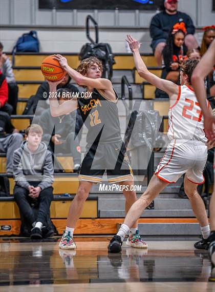 Thumbnail 2 in Salem vs Walnut Ridge (3A-2 District Tournament) photogallery.