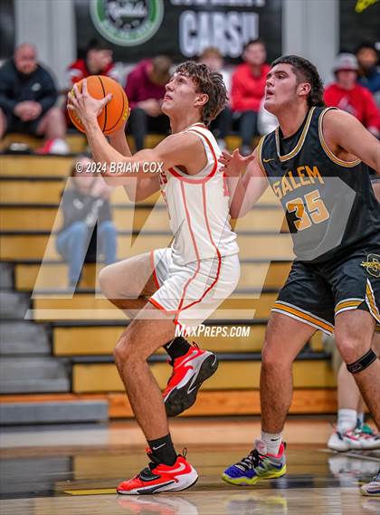 Thumbnail 2 in Salem vs Walnut Ridge (3A-2 District Tournament) photogallery.