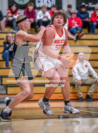 Thumbnail 3 in Salem vs Walnut Ridge (3A-2 District Tournament) photogallery.