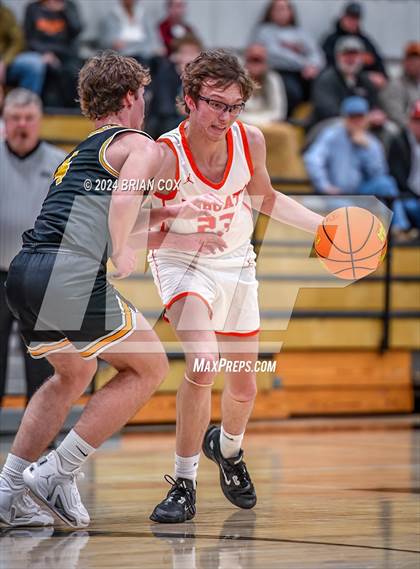 Thumbnail 2 in Salem vs Walnut Ridge (3A-2 District Tournament) photogallery.