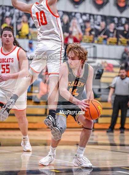 Thumbnail 3 in Salem vs Walnut Ridge (3A-2 District Tournament) photogallery.