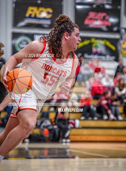 Thumbnail 3 in Salem vs Walnut Ridge (3A-2 District Tournament) photogallery.