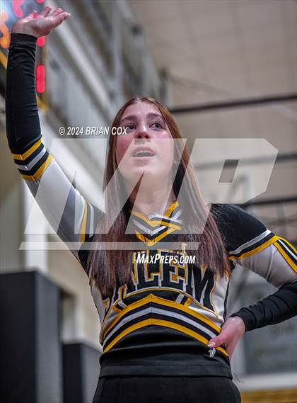 Thumbnail 1 in Salem vs Walnut Ridge (3A-2 District Tournament) photogallery.