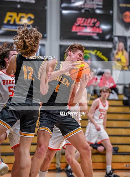 Thumbnail 1 in Salem vs Walnut Ridge (3A-2 District Tournament) photogallery.