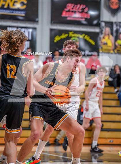 Thumbnail 2 in Salem vs Walnut Ridge (3A-2 District Tournament) photogallery.