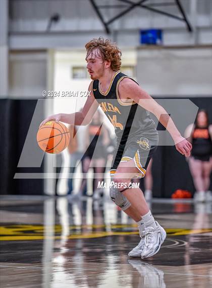 Thumbnail 3 in Salem vs Walnut Ridge (3A-2 District Tournament) photogallery.