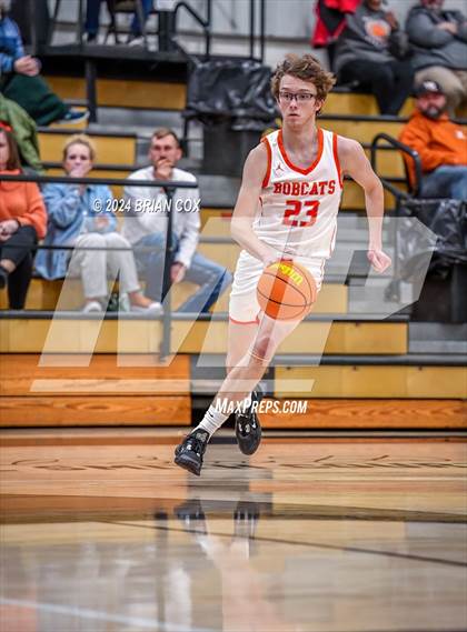 Thumbnail 1 in Salem vs Walnut Ridge (3A-2 District Tournament) photogallery.