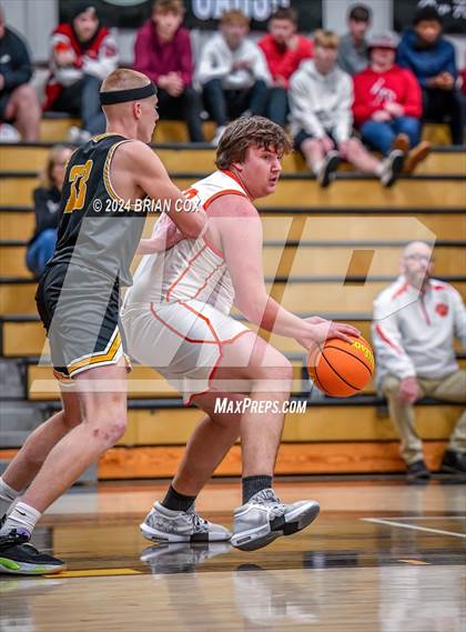 Thumbnail 3 in Salem vs Walnut Ridge (3A-2 District Tournament) photogallery.