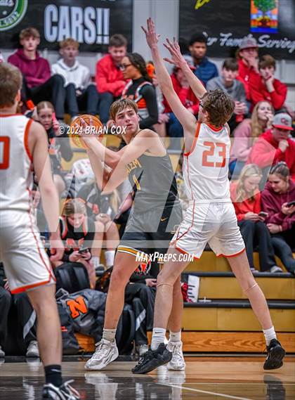 Thumbnail 1 in Salem vs Walnut Ridge (3A-2 District Tournament) photogallery.