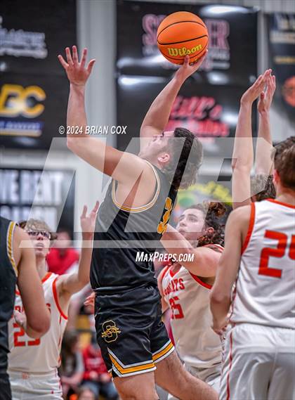 Thumbnail 3 in Salem vs Walnut Ridge (3A-2 District Tournament) photogallery.