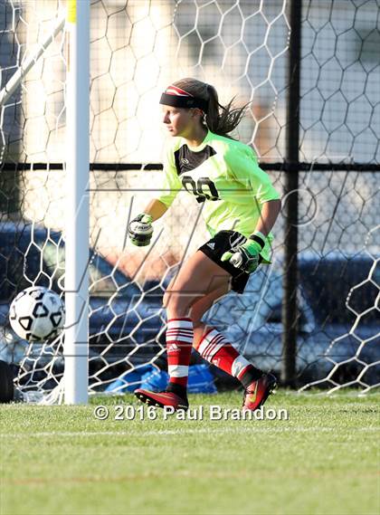 Thumbnail 1 in Woodstock Academy @ Stonington photogallery.