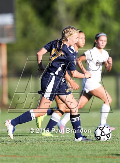 Thumbnail 1 in Woodstock Academy @ Stonington photogallery.
