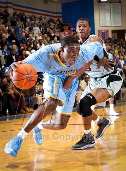 Thumbnail 1 in Huntington Prep vs Memphis East (Marshall County Hoopfest) photogallery.