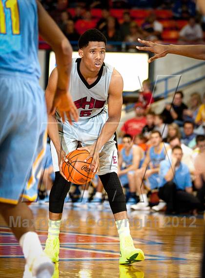 Thumbnail 3 in Huntington Prep vs Memphis East (Marshall County Hoopfest) photogallery.