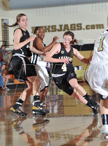 Thumbnail 2 in Rock Canyon vs. Arapahoe (CHSAA 5A Second Round) photogallery.