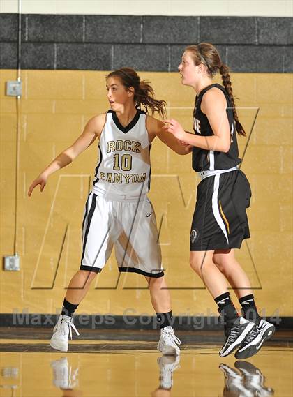 Thumbnail 2 in Rock Canyon vs. Arapahoe (CHSAA 5A Second Round) photogallery.