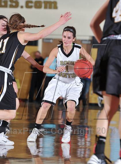 Thumbnail 1 in Rock Canyon vs. Arapahoe (CHSAA 5A Second Round) photogallery.