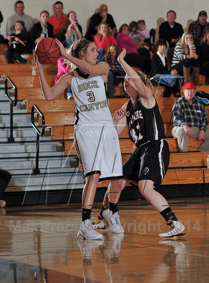 Thumbnail 2 in Rock Canyon vs. Arapahoe (CHSAA 5A Second Round) photogallery.
