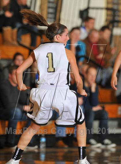 Thumbnail 3 in Rock Canyon vs. Arapahoe (CHSAA 5A Second Round) photogallery.