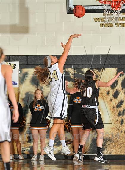 Thumbnail 2 in Rock Canyon vs. Arapahoe (CHSAA 5A Second Round) photogallery.
