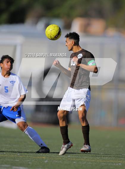 Thumbnail 1 in Kennedy vs. Poly photogallery.