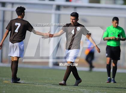 Thumbnail 2 in Kennedy vs. Poly photogallery.