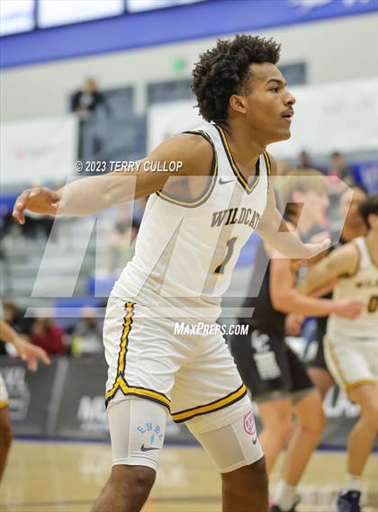 Thumbnail 2 in Wheeler vs. Corner Canyon (5 for the Fight National Hoopfest) photogallery.