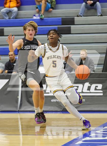 Thumbnail 1 in Wheeler vs. Corner Canyon (5 for the Fight National Hoopfest) photogallery.